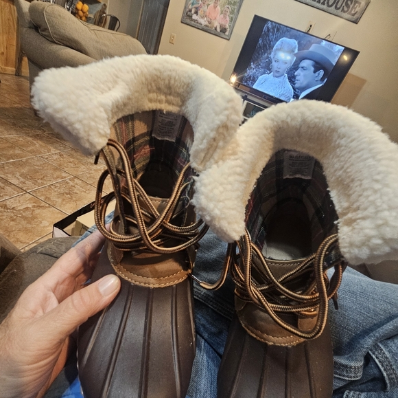 Women's Brown Ankle Boots with Faux Fur Lining - Picture 4 of 12